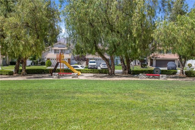 29201 Palm View, Highland, CA 92346