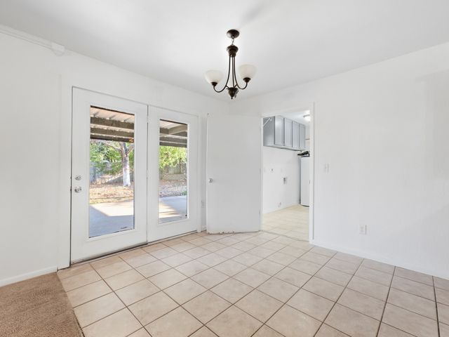 710 Parkridge Drive, Decatur, TX 76234