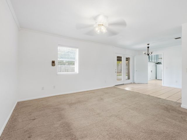 710 Parkridge Drive, Decatur, TX 76234