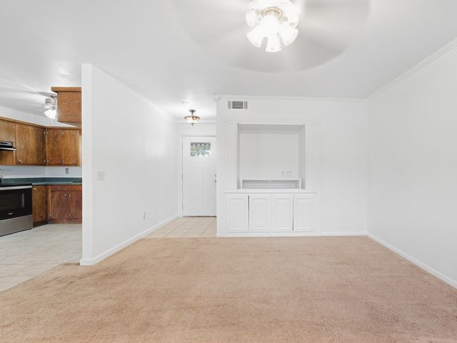 710 Parkridge Drive, Decatur, TX 76234