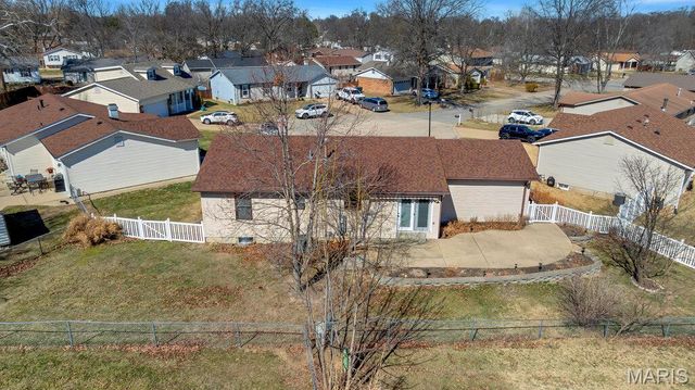 21 Sun Beam Court, St Peters, MO 63376