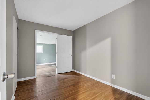 1274 Midway Avenue, Columbus, OH 43207