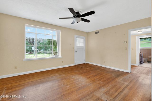 1737 PLAINFIELD Avenue, Orange Park, FL 32073