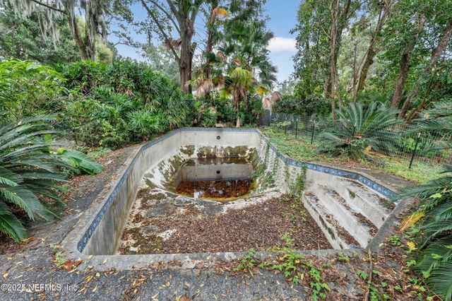 1737 PLAINFIELD Avenue, Orange Park, FL 32073