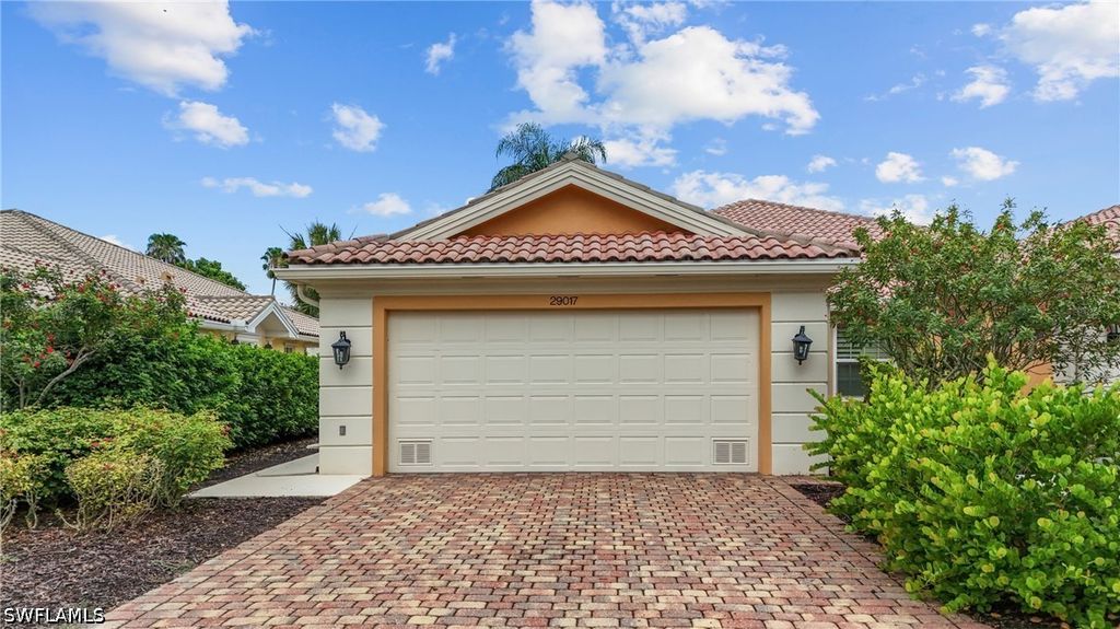 29017 Alessandria CIR, Bonita Springs, FL 34135