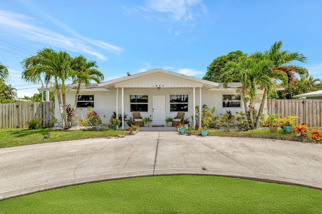 1894 SE Lafayette Street, Stuart, FL 34997