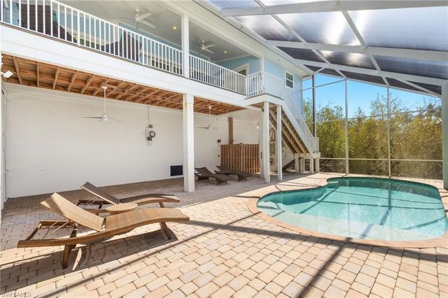 1234 Middle Gulf DR, Sanibel, FL 33957