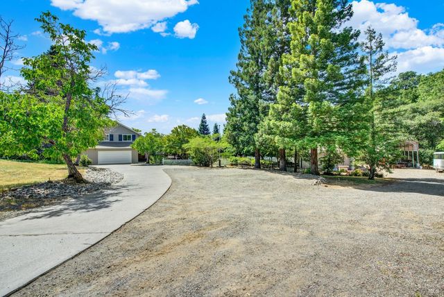 6869 Steiger Hill Rd, Vacaville, CA 95688