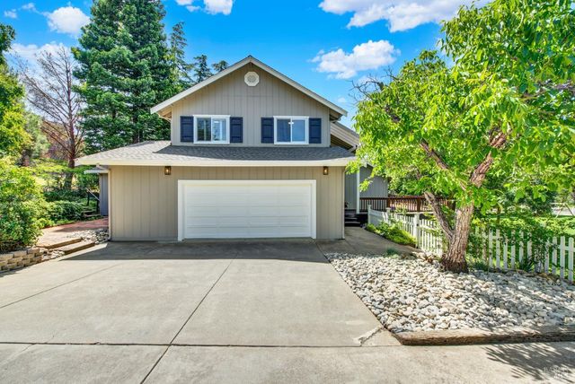 6869 Steiger Hill Rd, Vacaville, CA 95688
