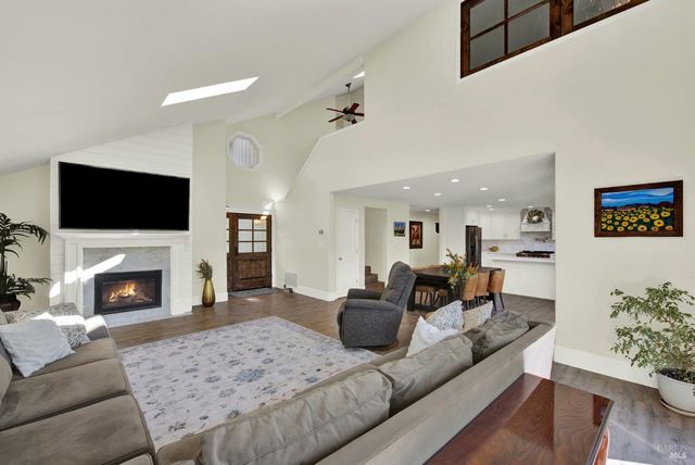 6869 Steiger Hill Rd, Vacaville, CA 95688