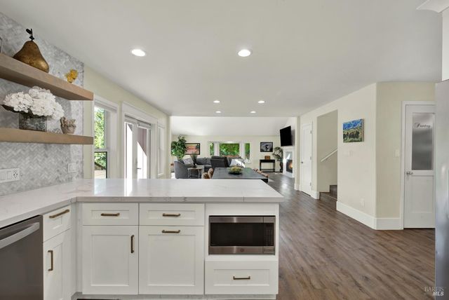 6869 Steiger Hill Rd, Vacaville, CA 95688