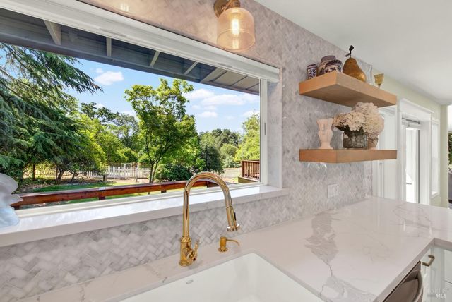 6869 Steiger Hill Rd, Vacaville, CA 95688