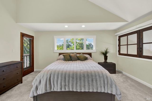 6869 Steiger Hill Rd, Vacaville, CA 95688