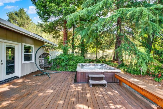 6869 Steiger Hill Rd, Vacaville, CA 95688