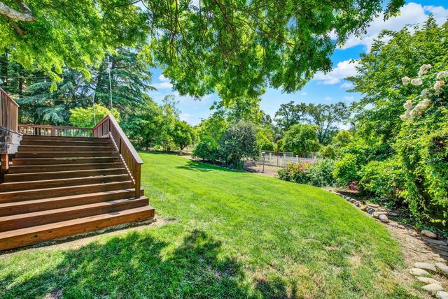 6869 Steiger Hill Rd, Vacaville, CA 95688