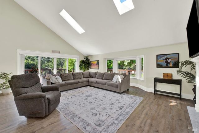 6869 Steiger Hill Rd, Vacaville, CA 95688