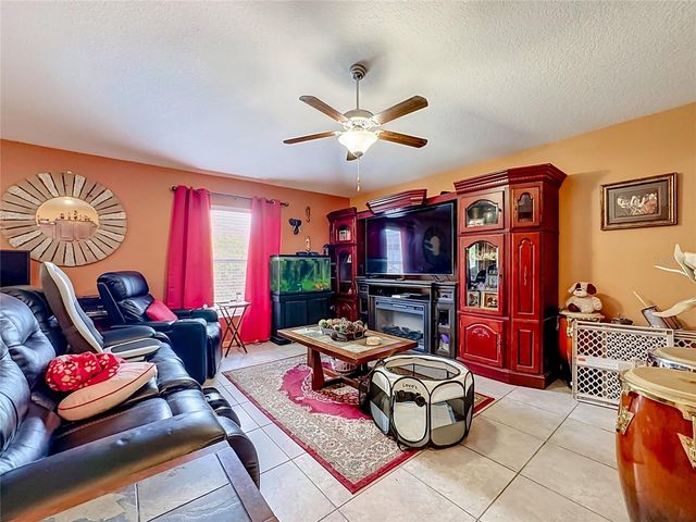102 CASCADE BEND DRIVE, Ruskin, FL 33570