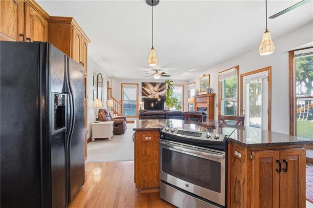 11824 W 112TH Terrace, Overland Park, KS 66210