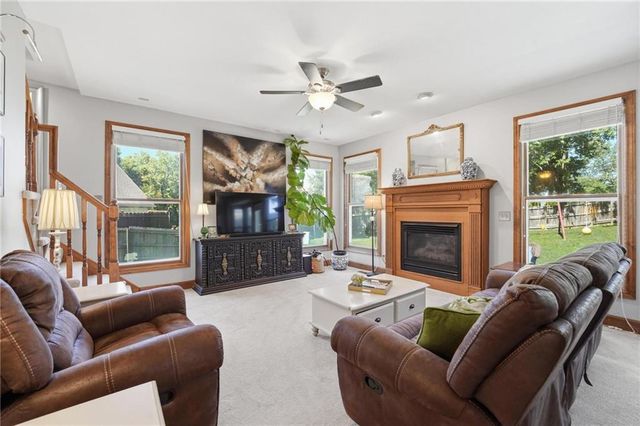 11824 W 112TH Terrace, Overland Park, KS 66210