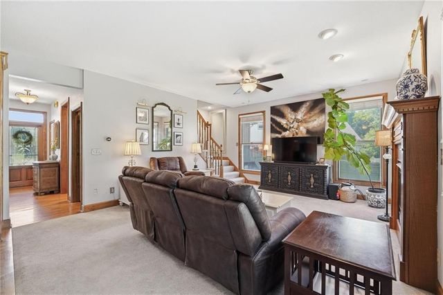 11824 W 112TH Terrace, Overland Park, KS 66210