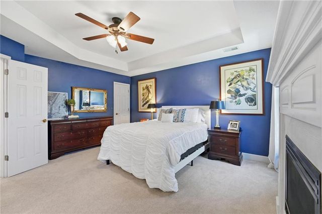 11824 W 112TH Terrace, Overland Park, KS 66210