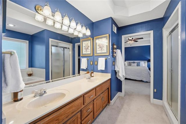 11824 W 112TH Terrace, Overland Park, KS 66210