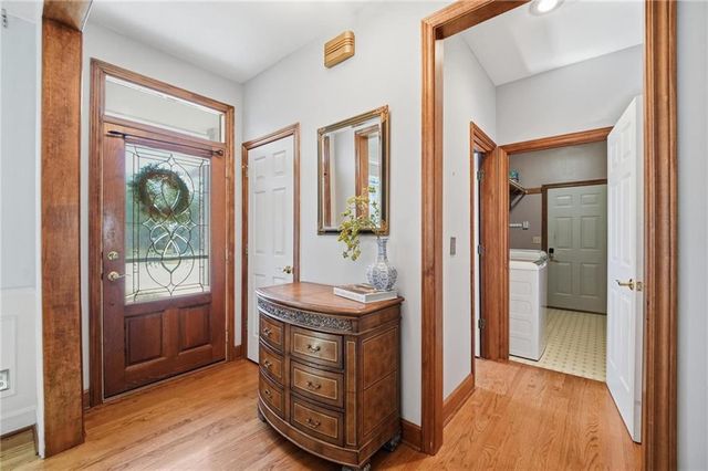 11824 W 112TH Terrace, Overland Park, KS 66210