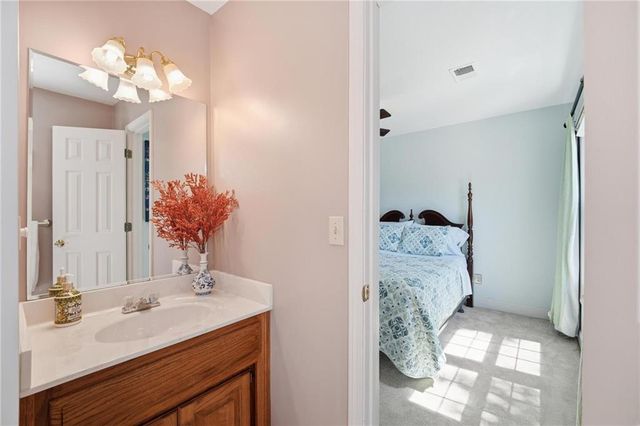 11824 W 112TH Terrace, Overland Park, KS 66210