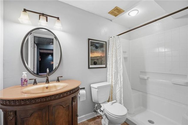 11824 W 112TH Terrace, Overland Park, KS 66210