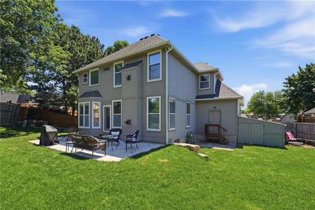 11824 W 112TH Terrace, Overland Park, KS 66210