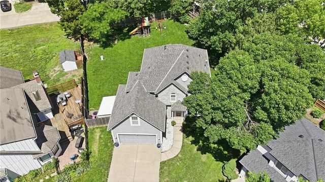 11824 W 112TH Terrace, Overland Park, KS 66210