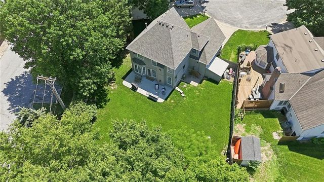 11824 W 112TH Terrace, Overland Park, KS 66210