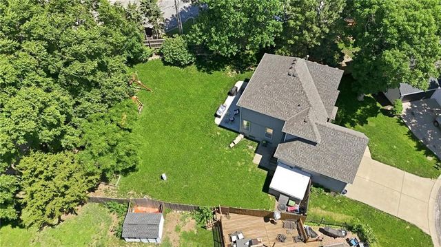 11824 W 112TH Terrace, Overland Park, KS 66210