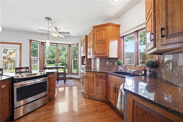11824 W 112TH Terrace, Overland Park, KS 66210