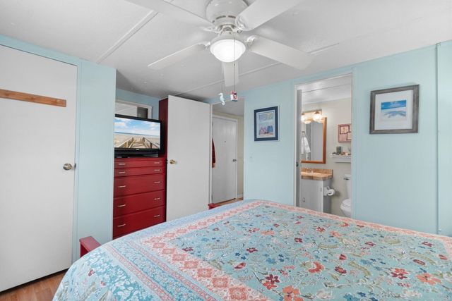 1517 Norris Ave., North Myrtle Beach, SC 29582