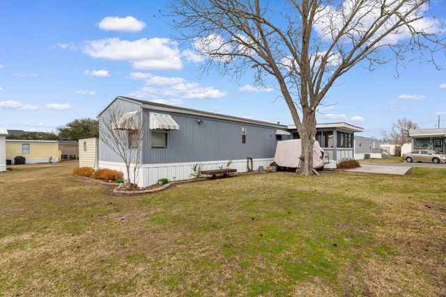 1517 Norris Ave., North Myrtle Beach, SC 29582