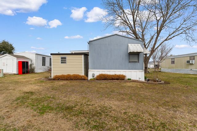 1517 Norris Ave., North Myrtle Beach, SC 29582