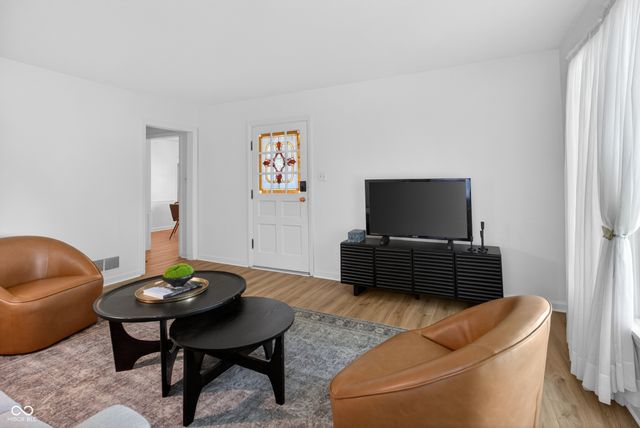 5850 Indianola Avenue, Indianapolis, IN 46220