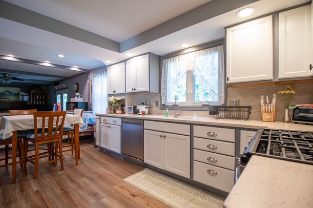 611 RONDEAU Drive, Erie, PA 16505