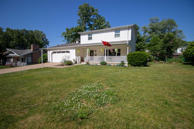 611 RONDEAU Drive, Erie, PA 16505