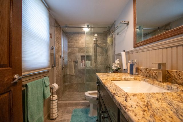 611 RONDEAU Drive, Erie, PA 16505
