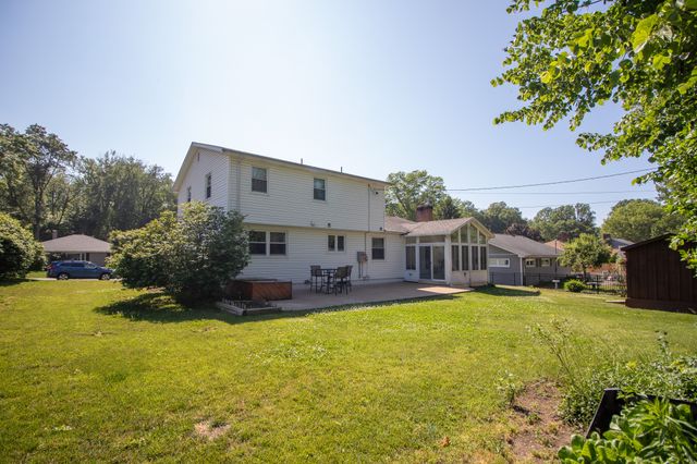 611 RONDEAU Drive, Erie, PA 16505
