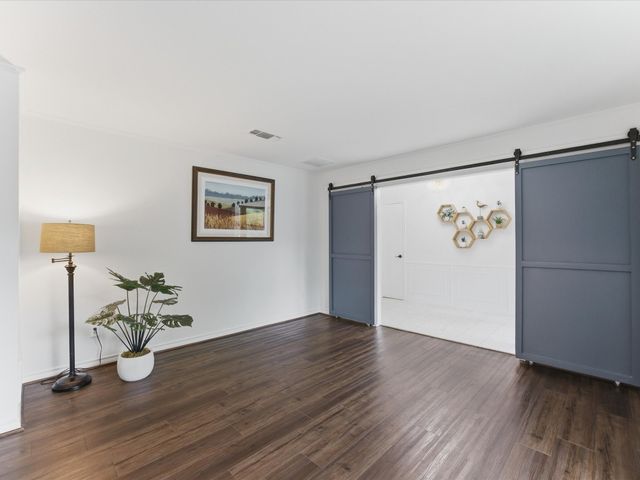 4505 Woodland Park Boulevard, Arlington, TX 76013