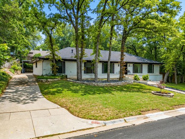 4505 Woodland Park Boulevard, Arlington, TX 76013