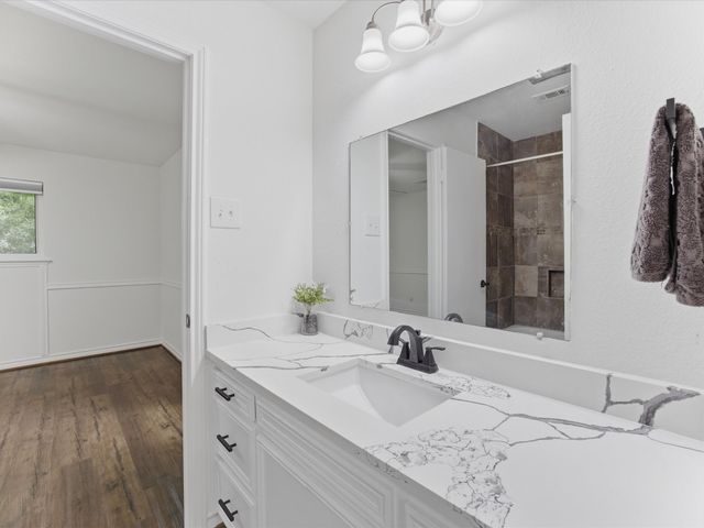 4505 Woodland Park Boulevard, Arlington, TX 76013