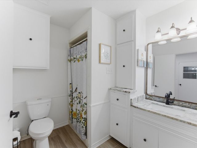 4505 Woodland Park Boulevard, Arlington, TX 76013