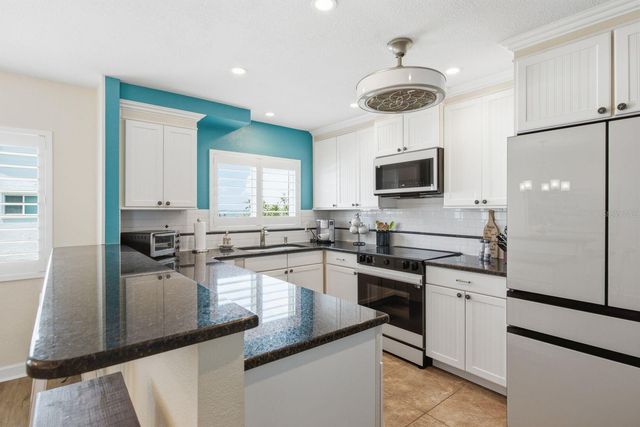 1401 GULF BOULEVARD 216, Clearwater Beach, FL 33767