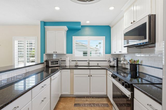 1401 GULF BOULEVARD 216, Clearwater Beach, FL 33767