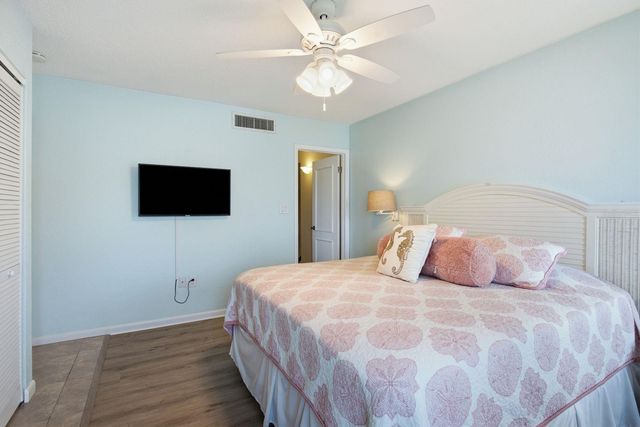 1401 GULF BOULEVARD 216, Clearwater Beach, FL 33767