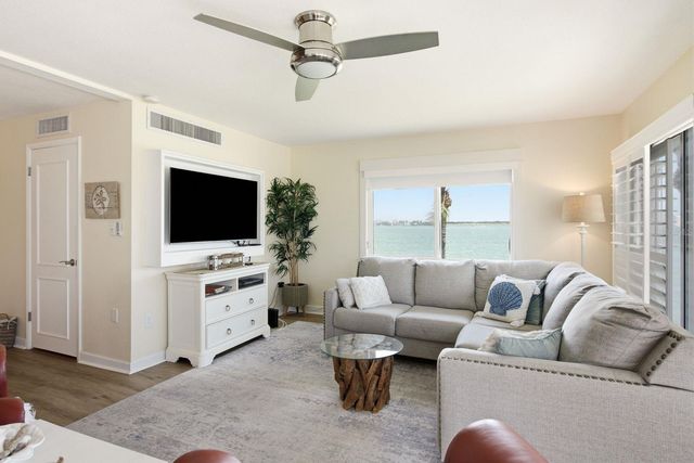 1401 GULF BOULEVARD 216, Clearwater Beach, FL 33767